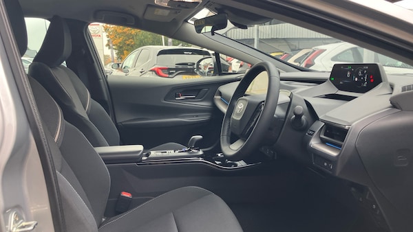 Used Toyota Prius 2025 for sale - 76046884: Photo 11