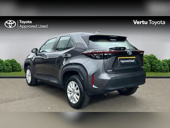 Used Toyota Yaris Cross 2024 for sale - 79733143: Photo
