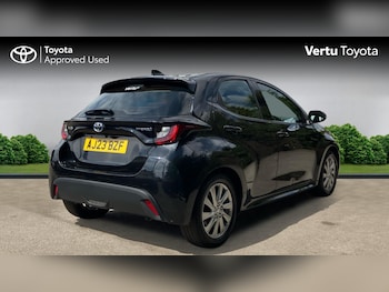 Used Toyota Yaris 2023 for sale - 79469261: Photo