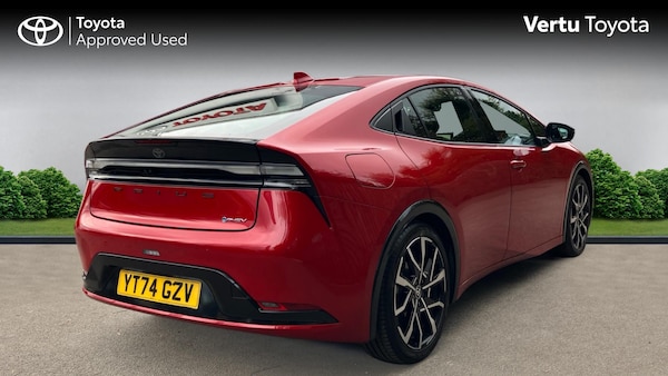 Used Toyota Prius 2024 for sale - 76207656: Photo 2