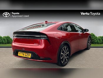 Used Toyota Prius 2024 for sale - 76207656: Photo 2