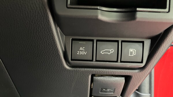 Used Toyota Prius 2024 for sale - 76207656: Photo 33