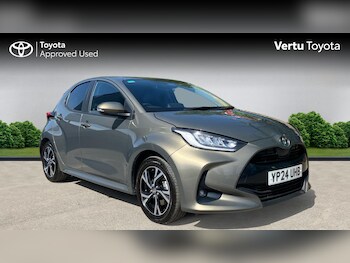 Used Toyota Yaris 2024 for sale - 79019014: Photo