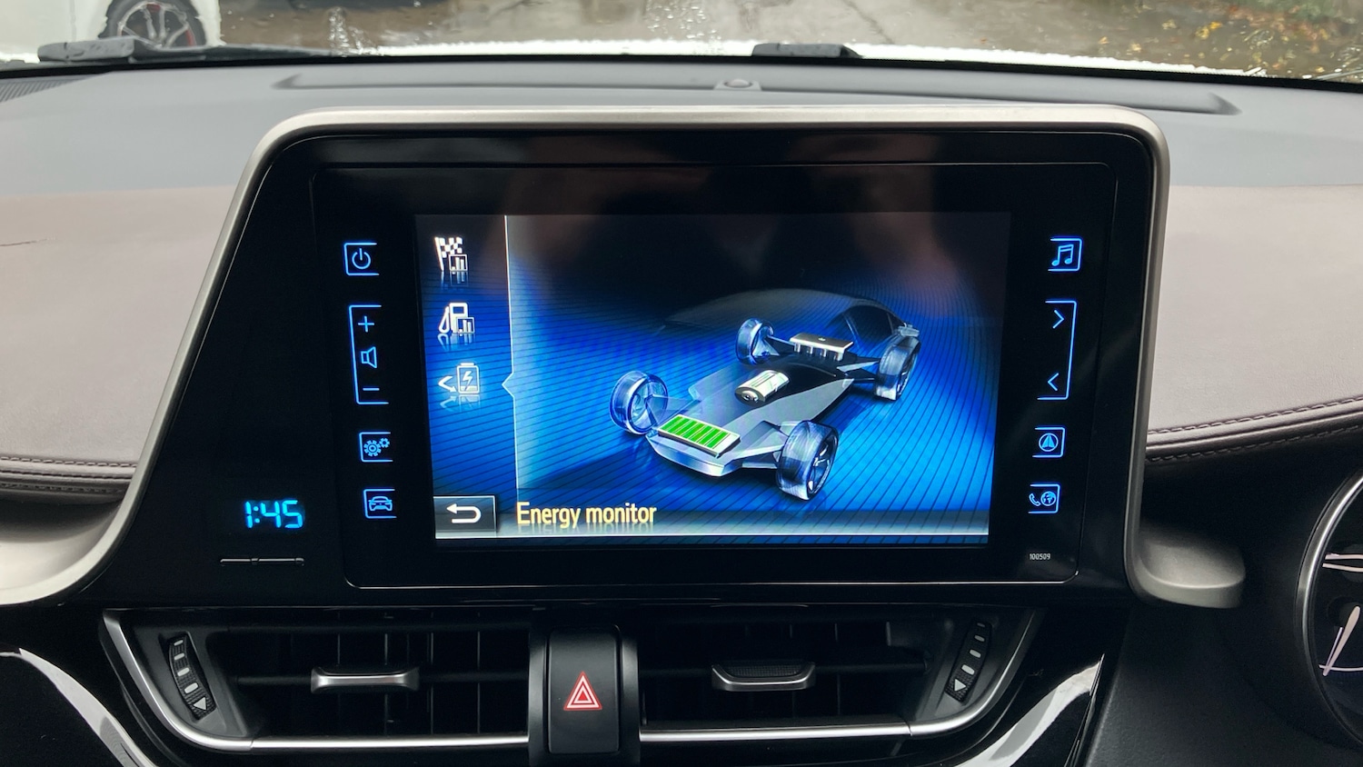 Used Toyota C-HR 2018 for sale - 76637613: Photo 24