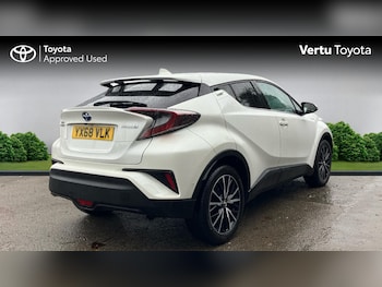 Used Toyota C-HR 2018 for sale - 76637613: Photo