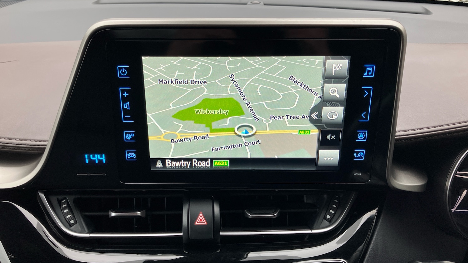 Used Toyota C-HR 2018 for sale - 76637613: Photo 7