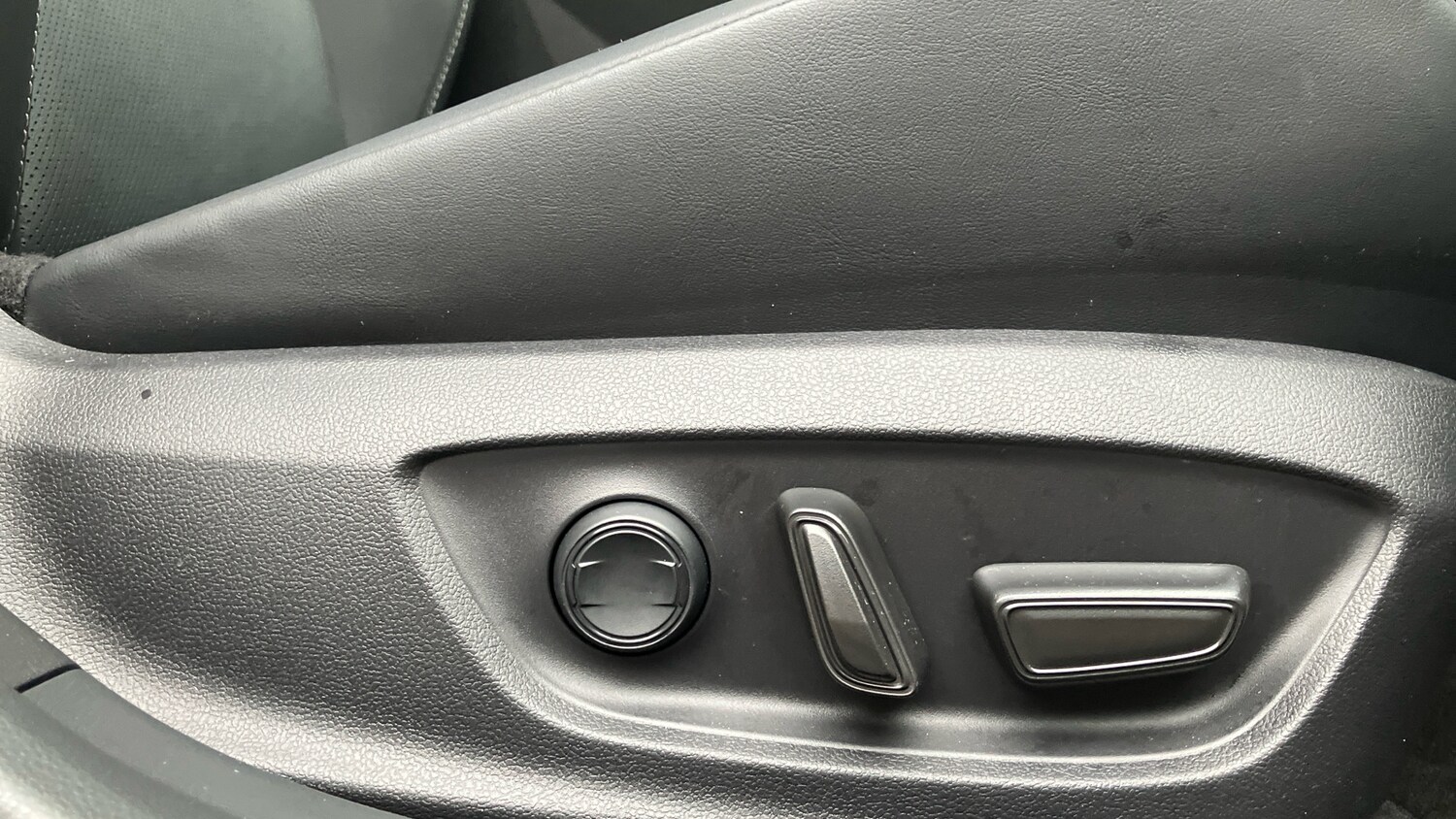 Used Toyota Prius 2025 for sale - 77883753: Photo 33