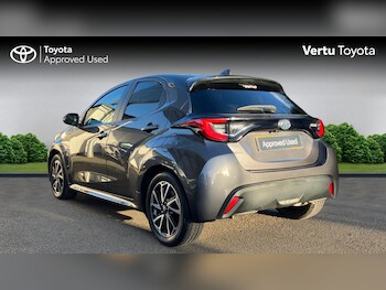 Used Toyota Yaris 2023 for sale - 77079467: Photo