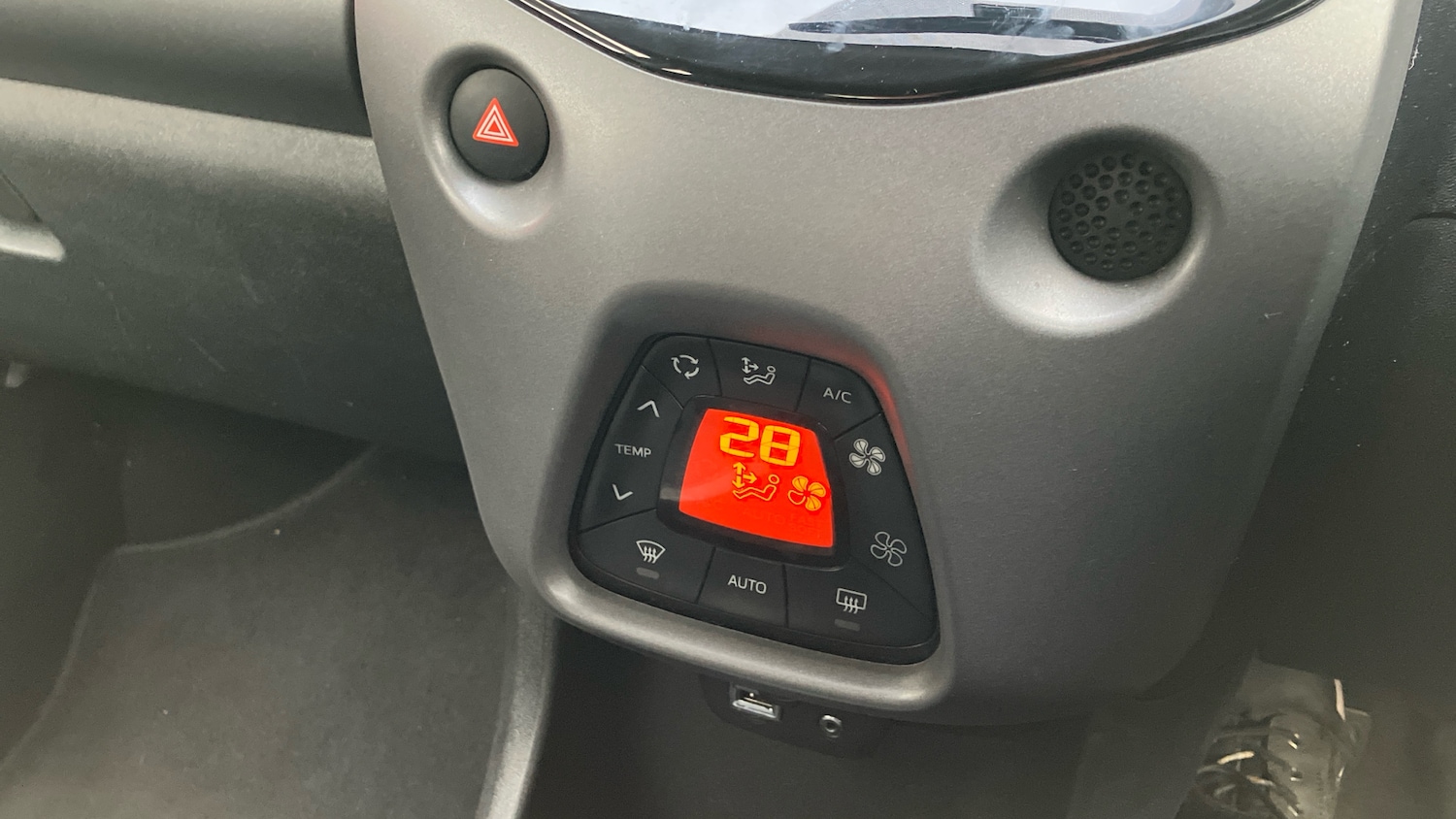 Used Toyota AYGO 2020 for sale - 76971109: Photo 34