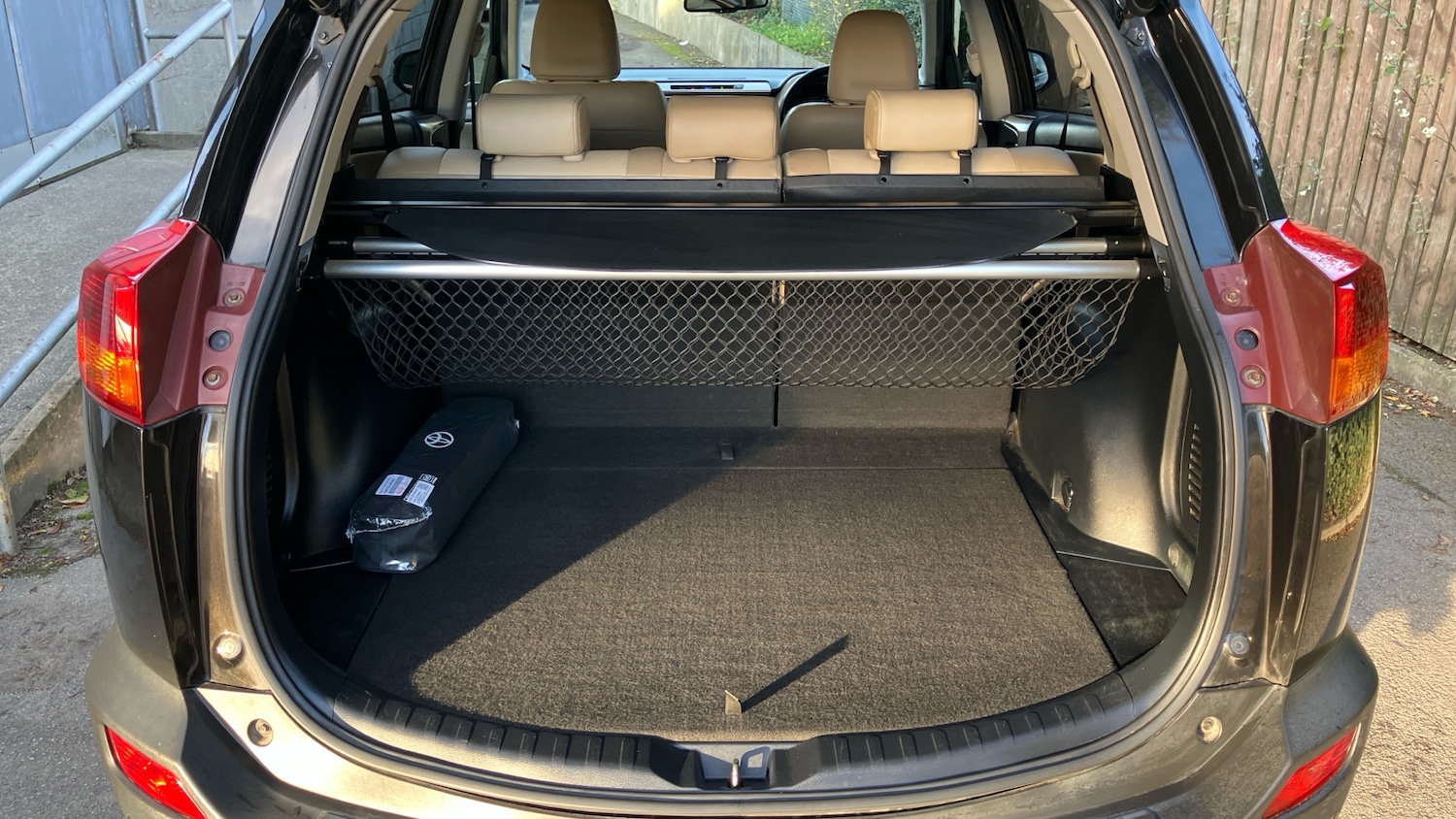 Used Toyota RAV4 2015 for sale - 76694767: Photo 14