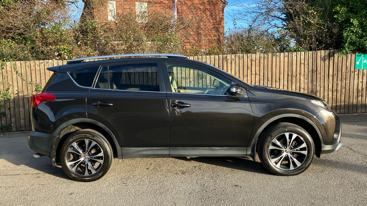 Used Toyota RAV4 2015 for sale - 76694767: Photo 16