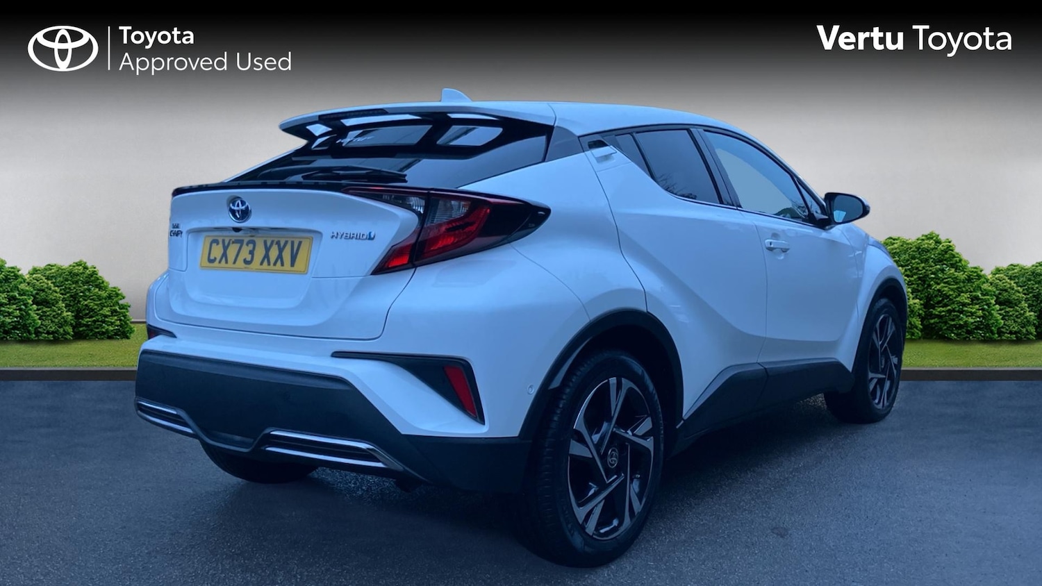 Used Toyota C-HR 2023 for sale - 77420944: Photo 2