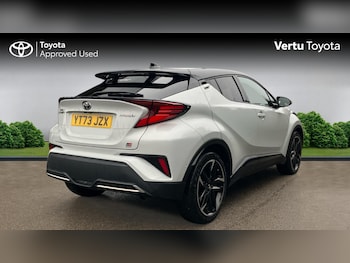 Used Toyota C-HR 2023 for sale - 77336499: Photo