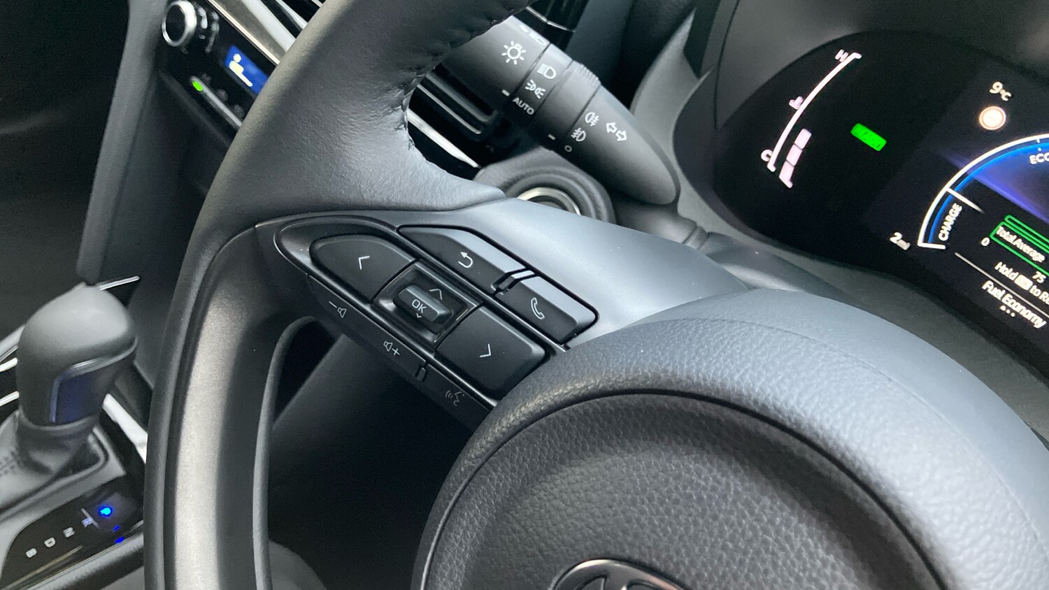 Used Toyota Yaris Cross 2025 for sale - 77380613: Photo 35