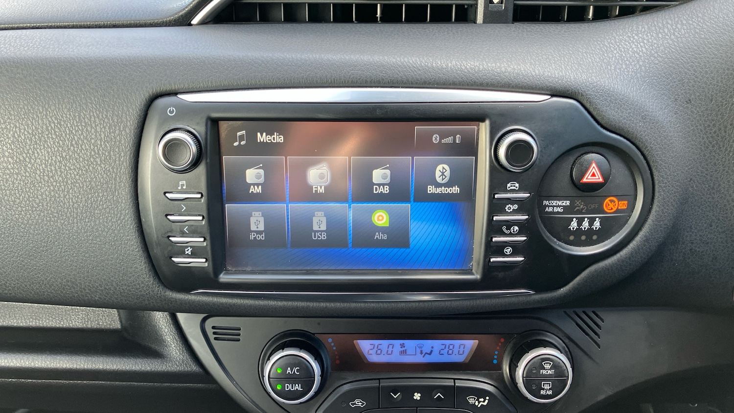 Used Toyota Yaris 2020 for sale - 77893179: Photo 37