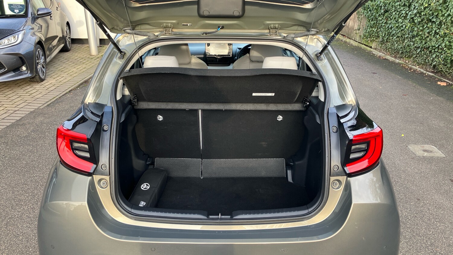 Used Toyota Yaris 2022 for sale - 77568313: Photo 14