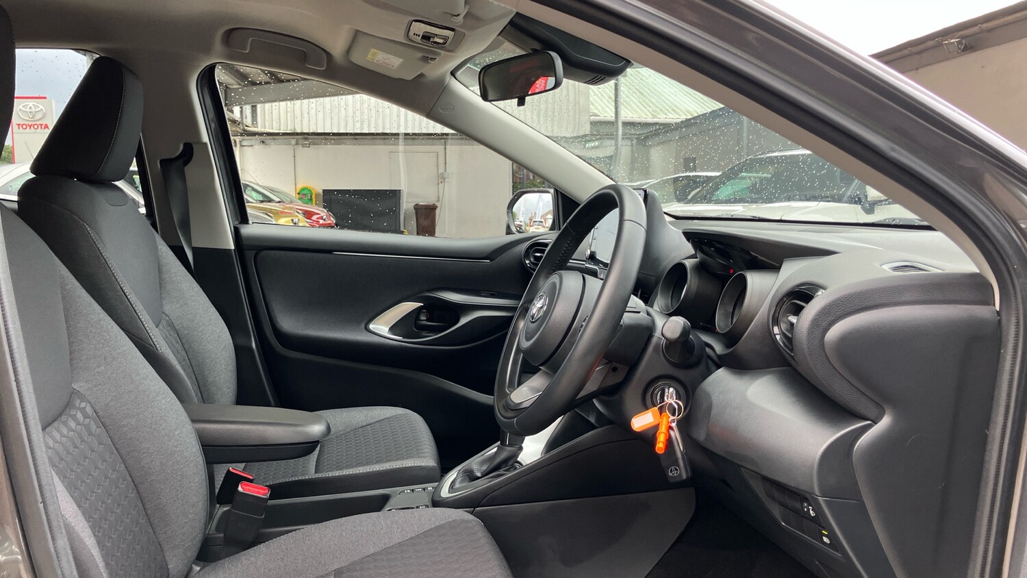 Used Toyota Yaris 2023 for sale - 75910854: Photo 11