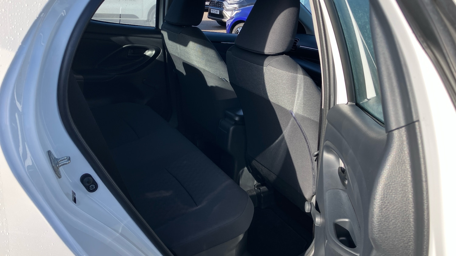 Used Toyota Yaris 2023 for sale - 77694064: Photo 12