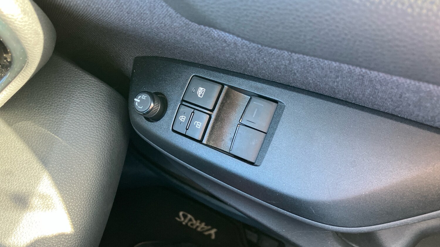 Used Toyota Yaris 2023 for sale - 77694064: Photo 46