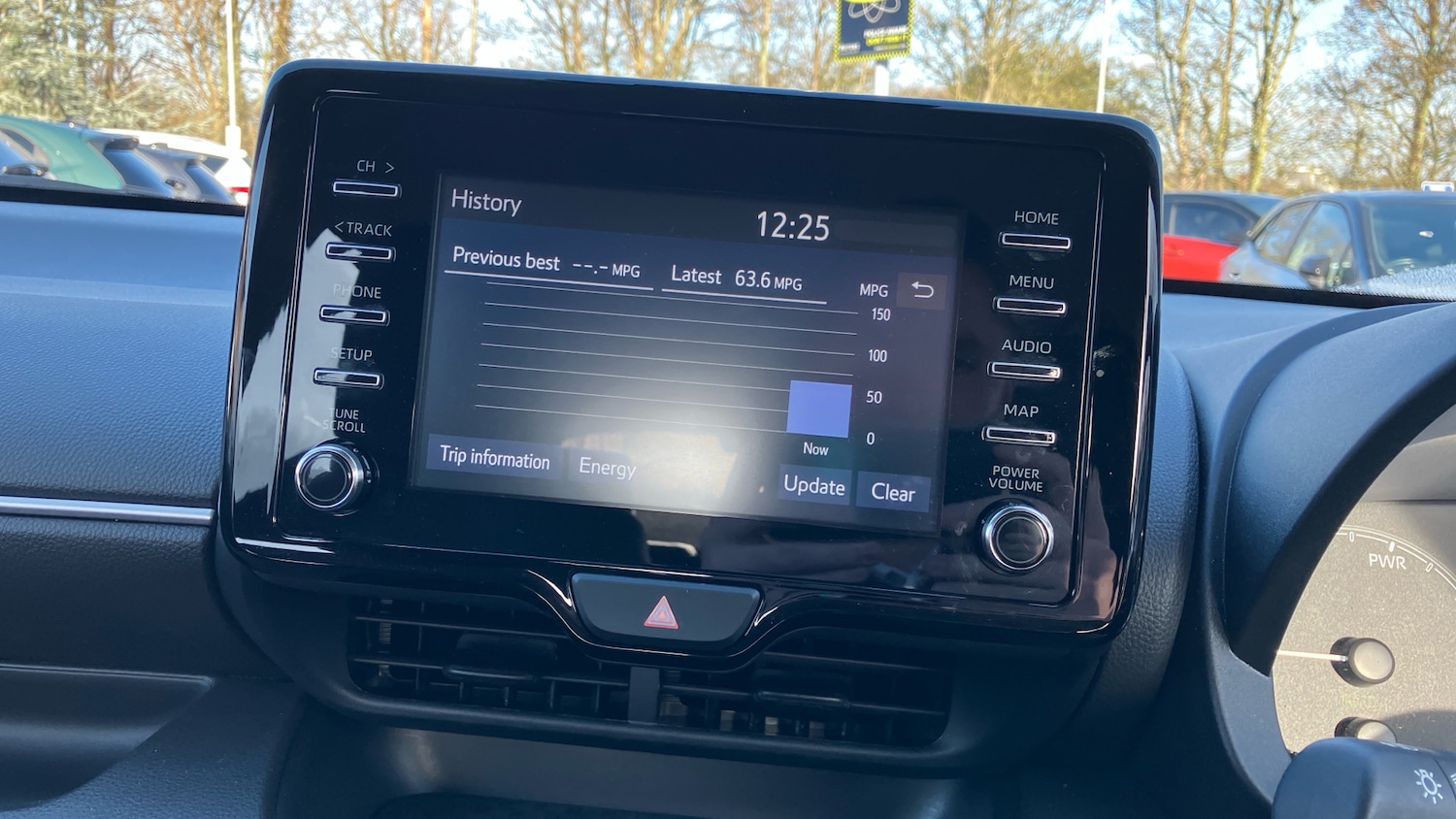 Used Toyota Yaris 2023 for sale - 77694064: Photo 51