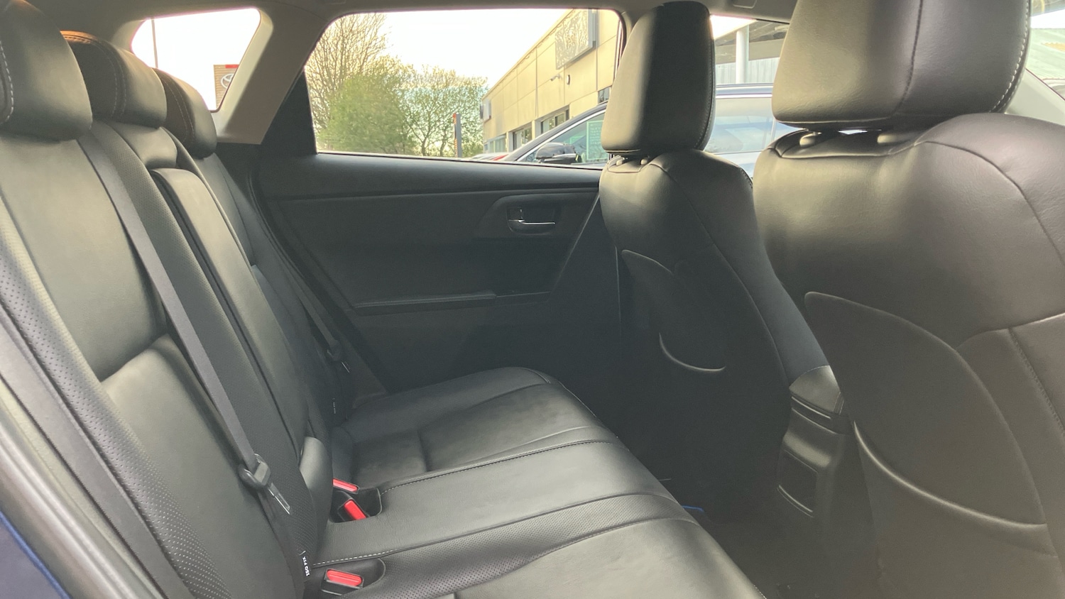 Used Toyota Auris 2018 for sale - 76796830: Photo 12