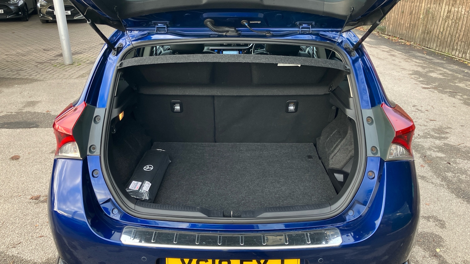 Used Toyota Auris 2018 for sale - 76796830: Photo 14