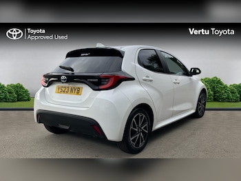 Used Toyota Yaris 2023 for sale - 77998222: Photo