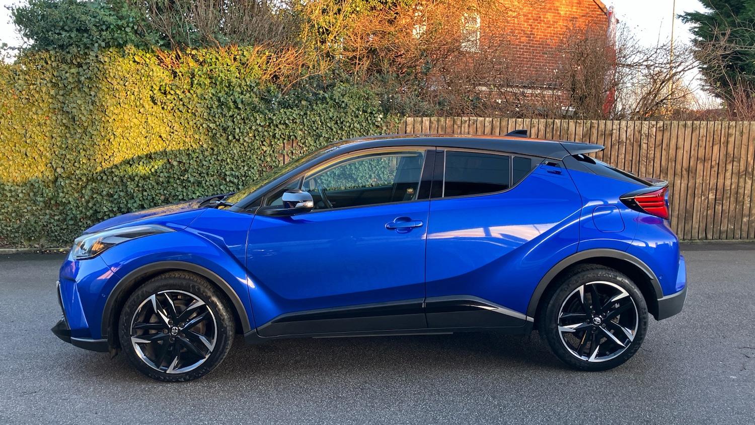 Used Toyota C-HR 2022 for sale - 77033330: Photo 17