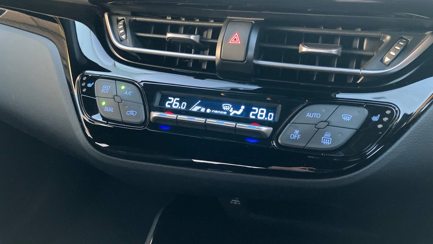 Used Toyota C-HR 2022 for sale - 77033330: Photo 35