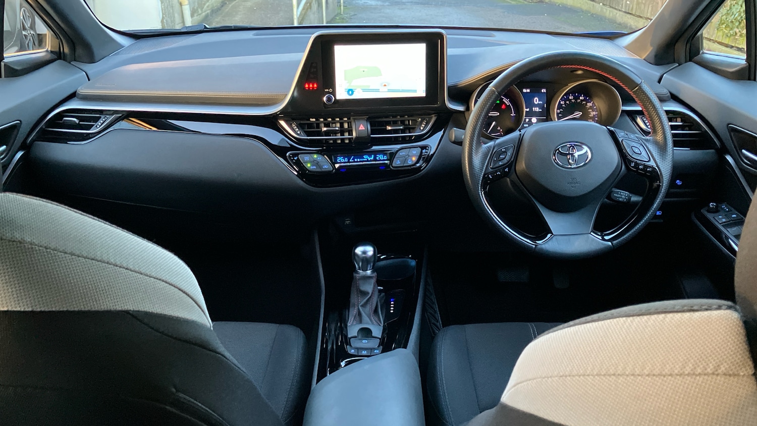 Used Toyota C-HR 2022 for sale - 77033330: Photo 5