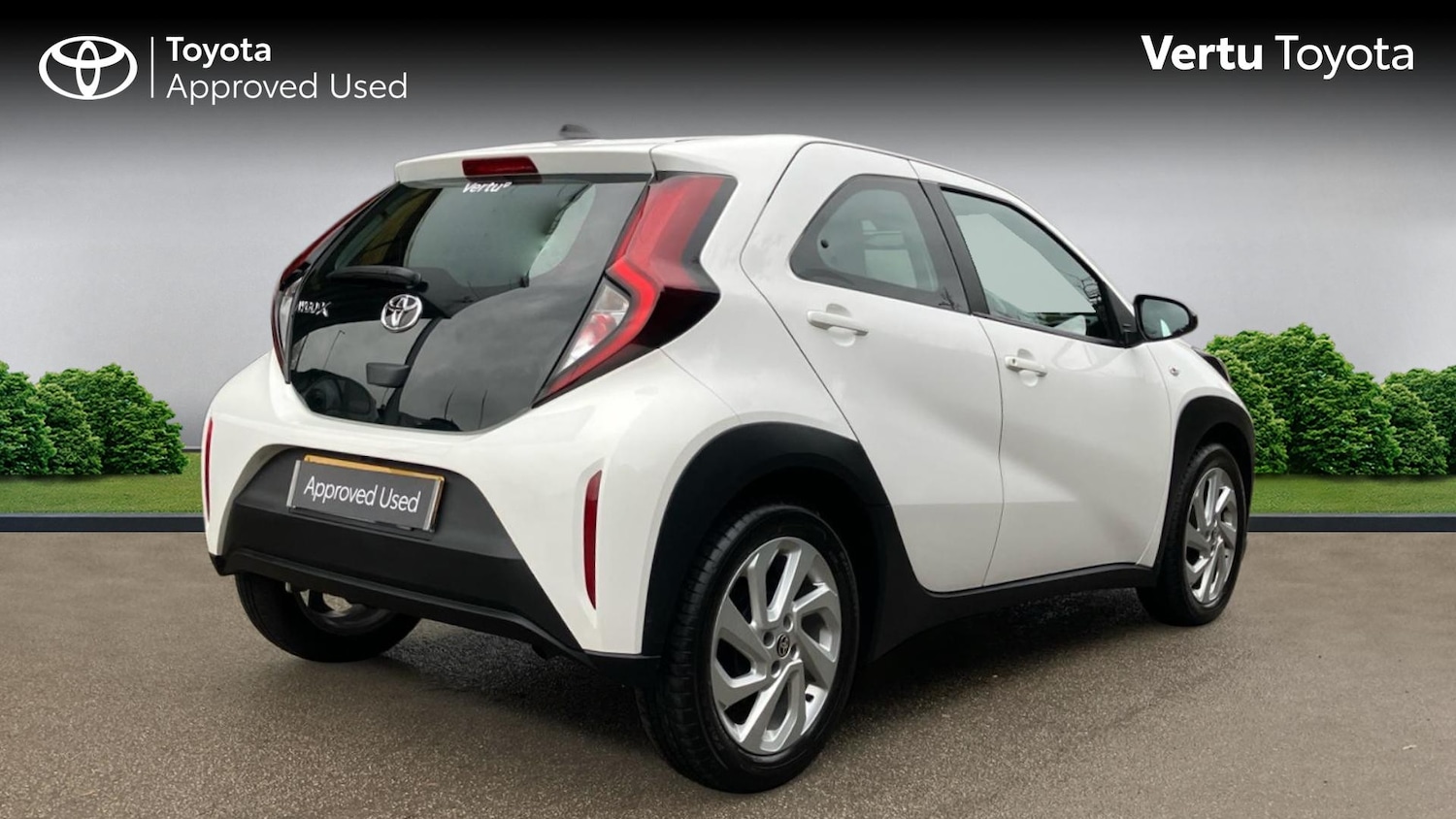 Used Toyota Aygo X 2024 for sale - 76963202: Photo 2