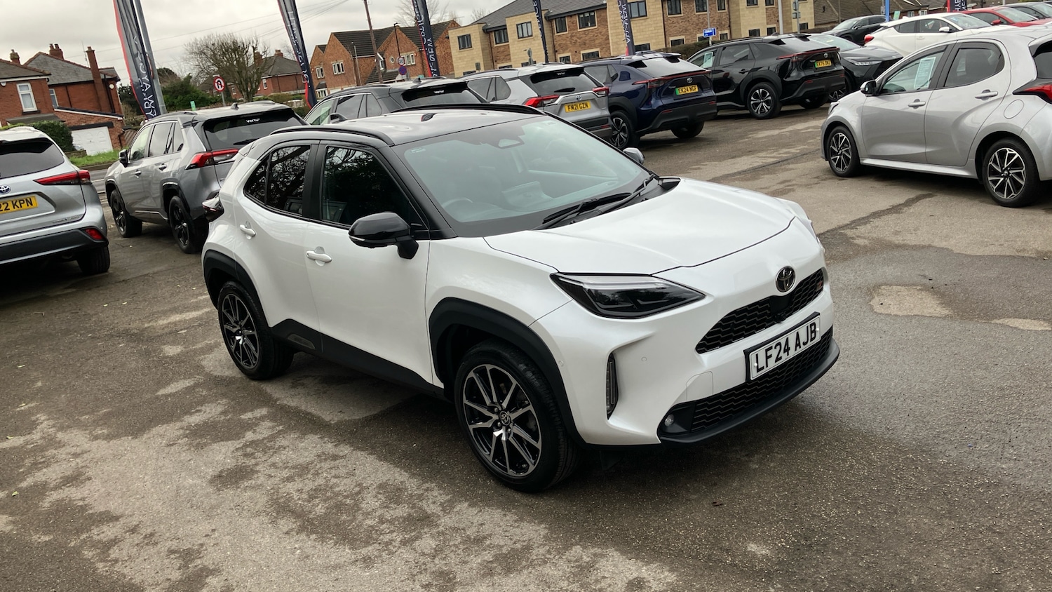 Used Toyota Yaris Cross 2024 for sale - 77676164: Photo 29