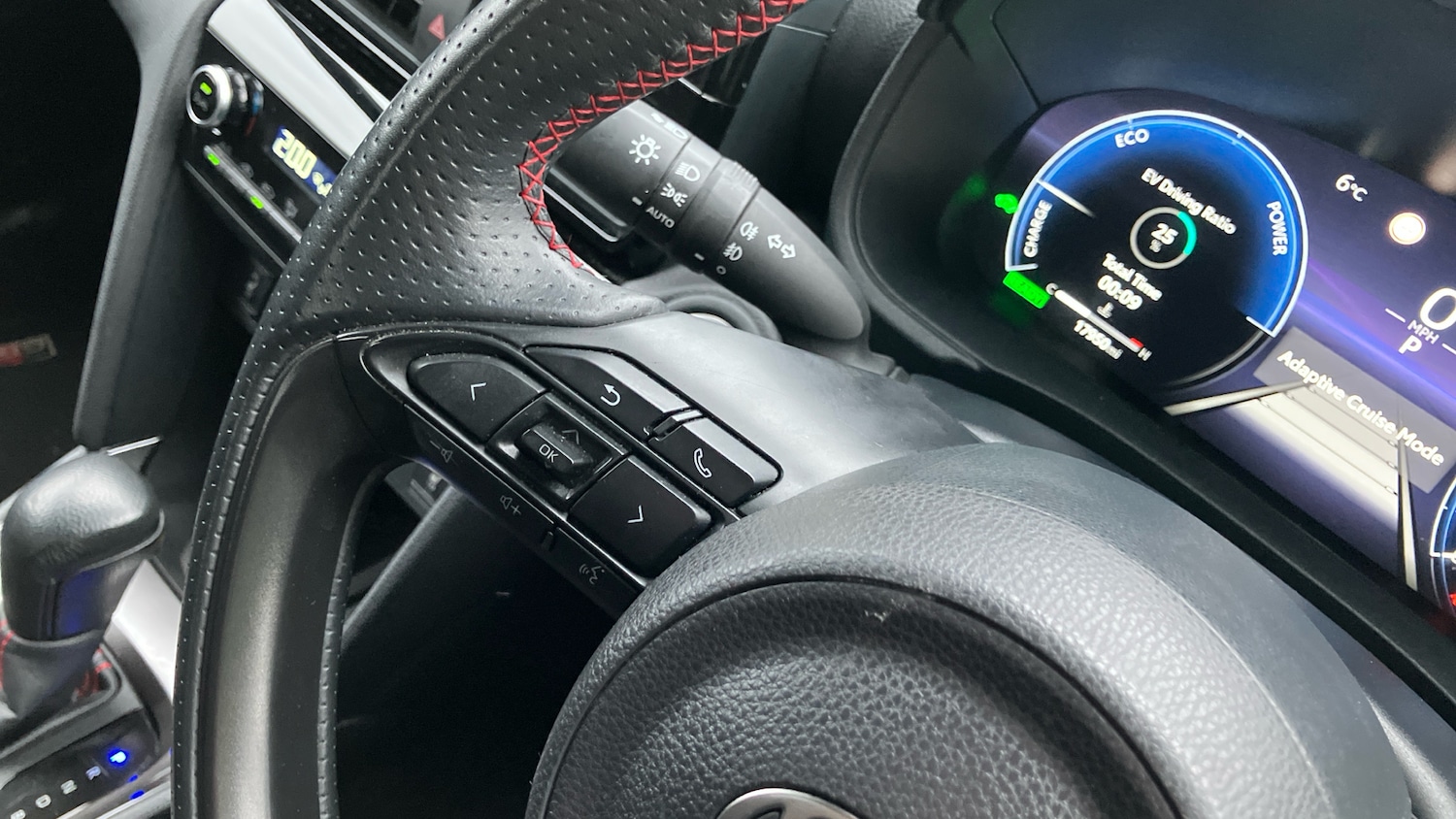 Used Toyota Yaris Cross 2024 for sale - 77676164: Photo 36