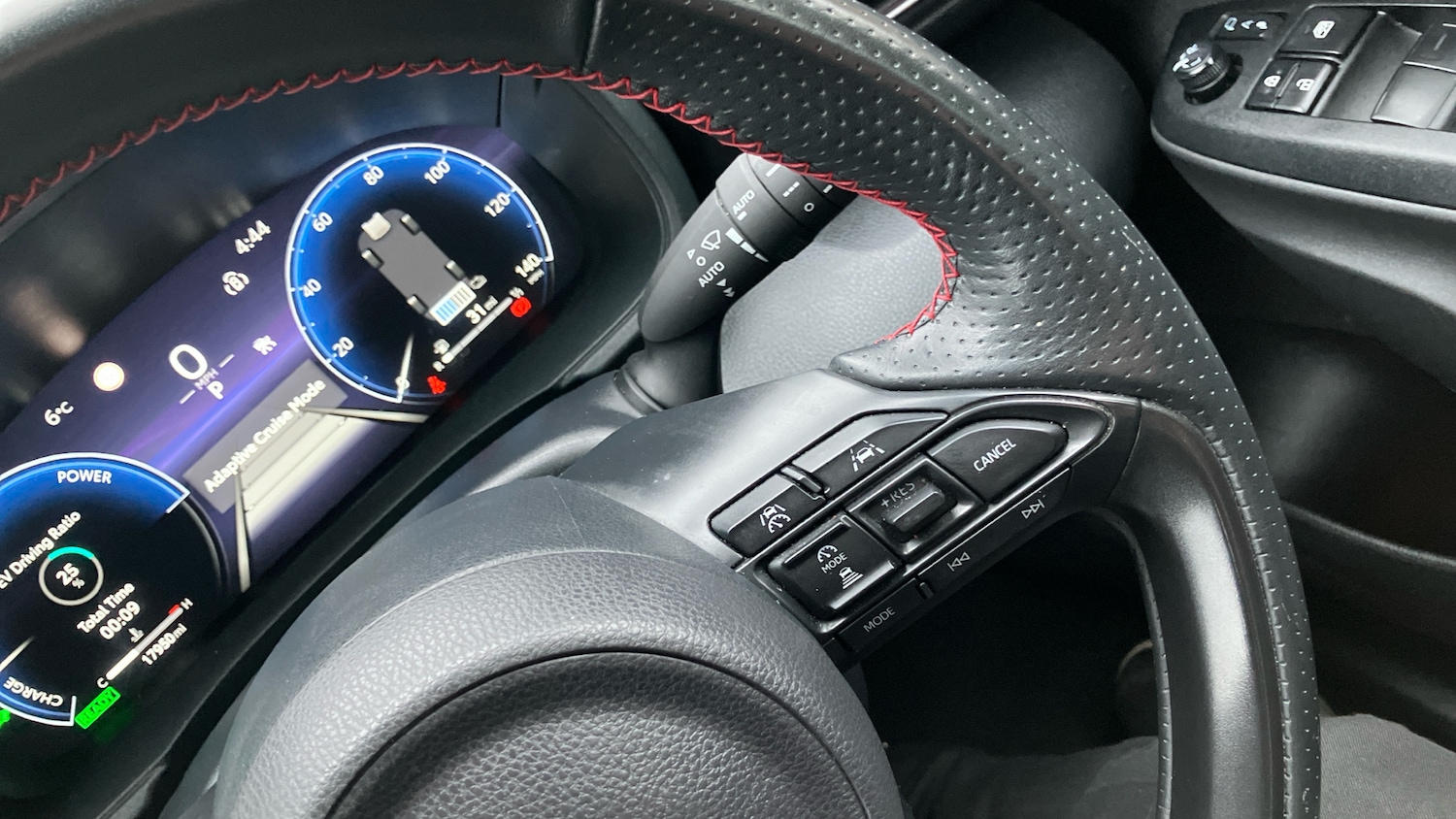 Used Toyota Yaris Cross 2024 for sale - 77676164: Photo 37