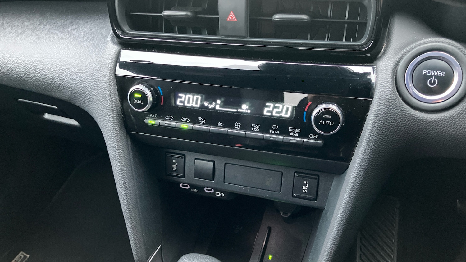 Used Toyota Yaris Cross 2024 for sale - 77676164: Photo 38