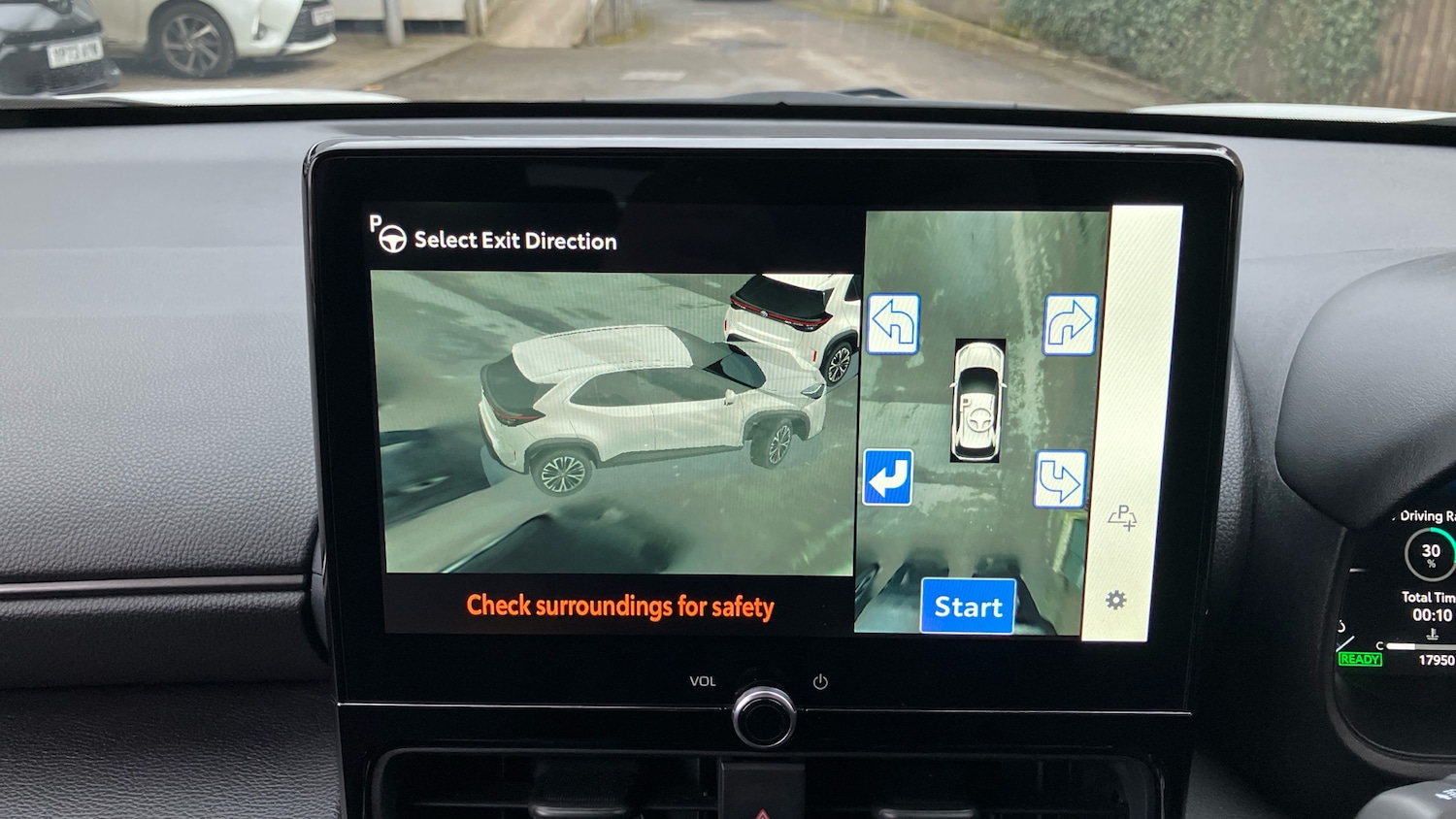 Used Toyota Yaris Cross 2024 for sale - 77676164: Photo 45