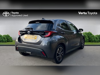 Used Toyota Yaris 2023 for sale - 76792896: Photo