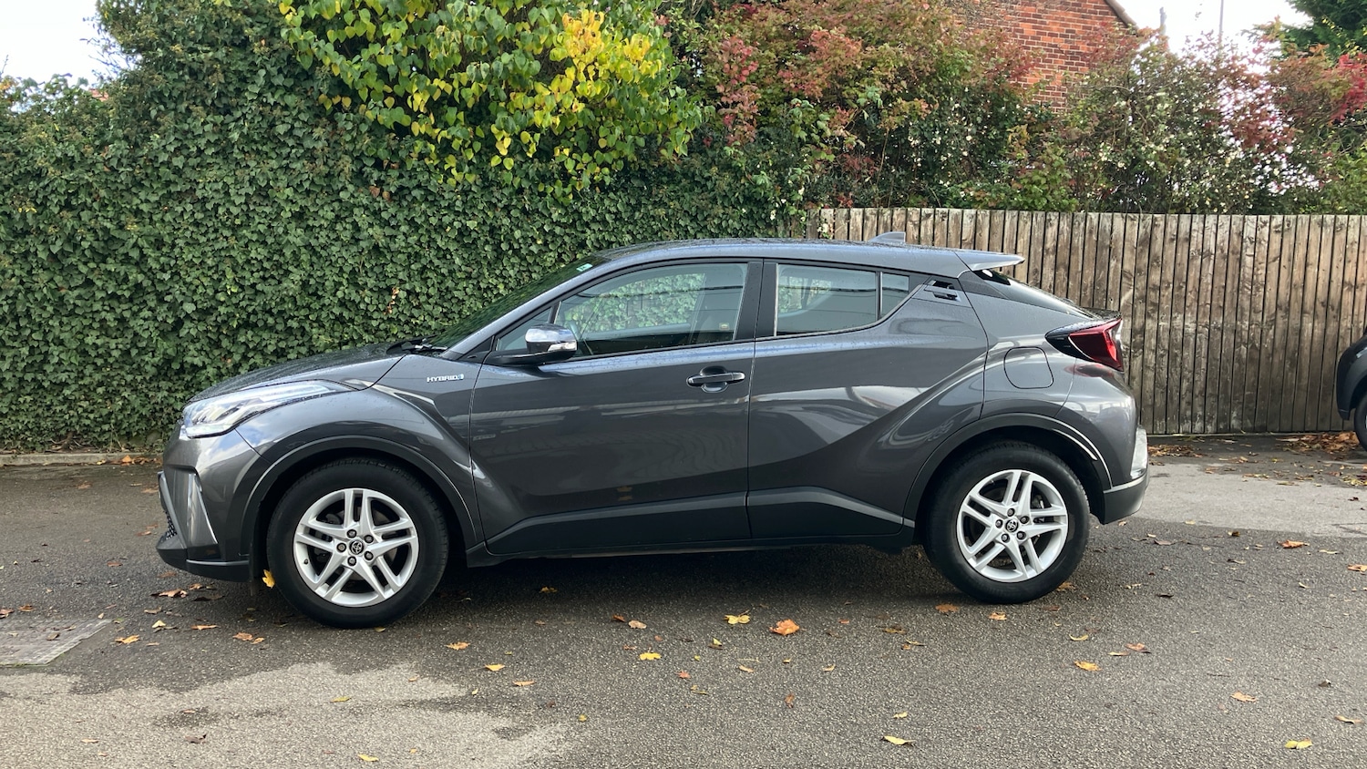 Used Toyota C-HR 2021 for sale - 76557275: Photo 17