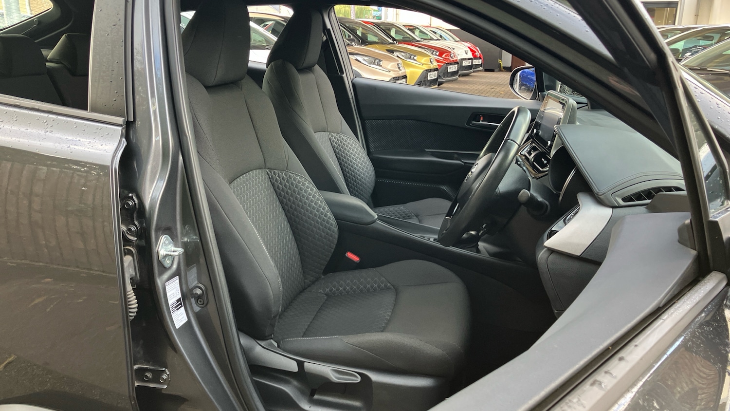 Used Toyota C-HR 2021 for sale - 76557275: Photo 39