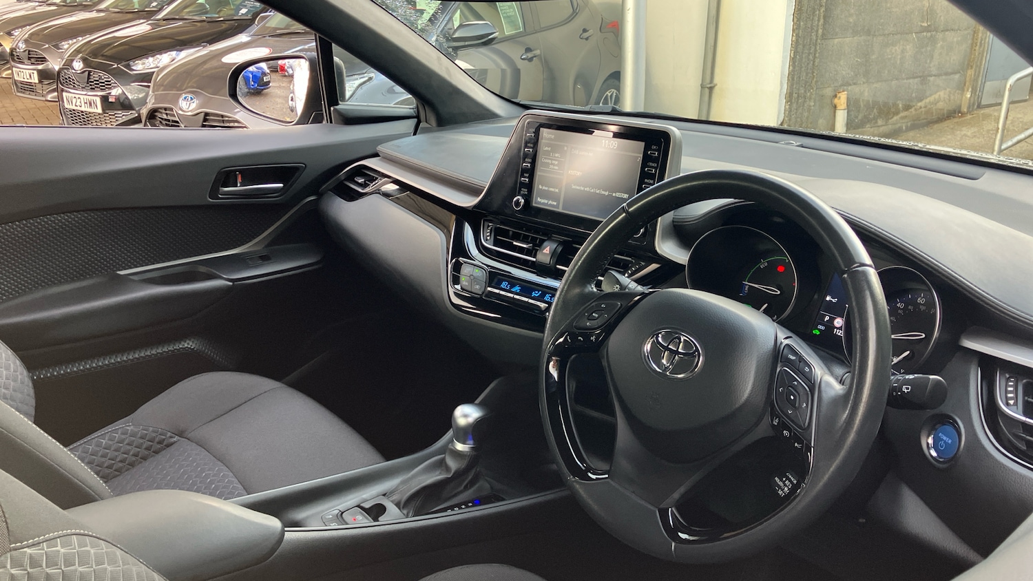 Used Toyota C-HR 2021 for sale - 76557275: Photo 40