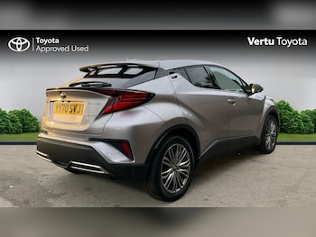 Used Toyota C-HR 2021 for sale - 76422245: Photo