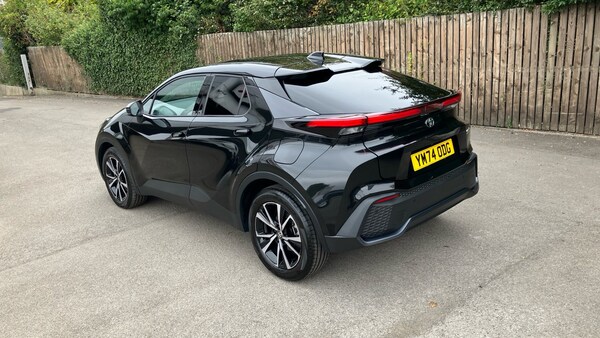 Used Toyota C-HR 2025 for sale - 75661782: Photo 30