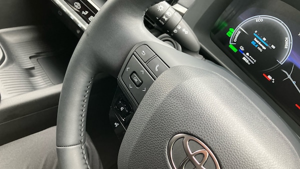 Used Toyota C-HR 2025 for sale - 75661782: Photo 33