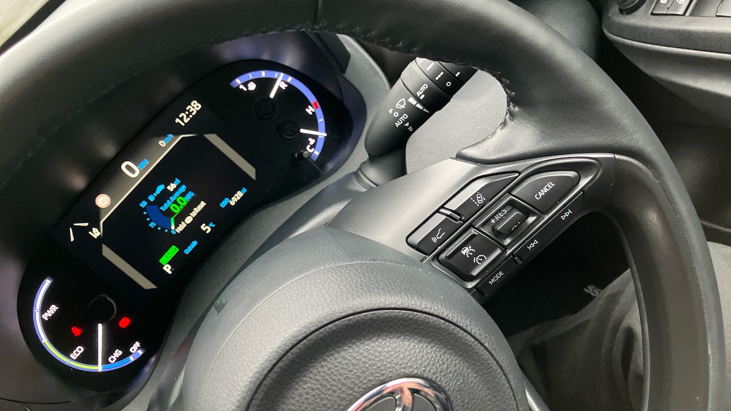 Used Toyota Yaris Cross 2023 for sale - 77918443: Photo 34