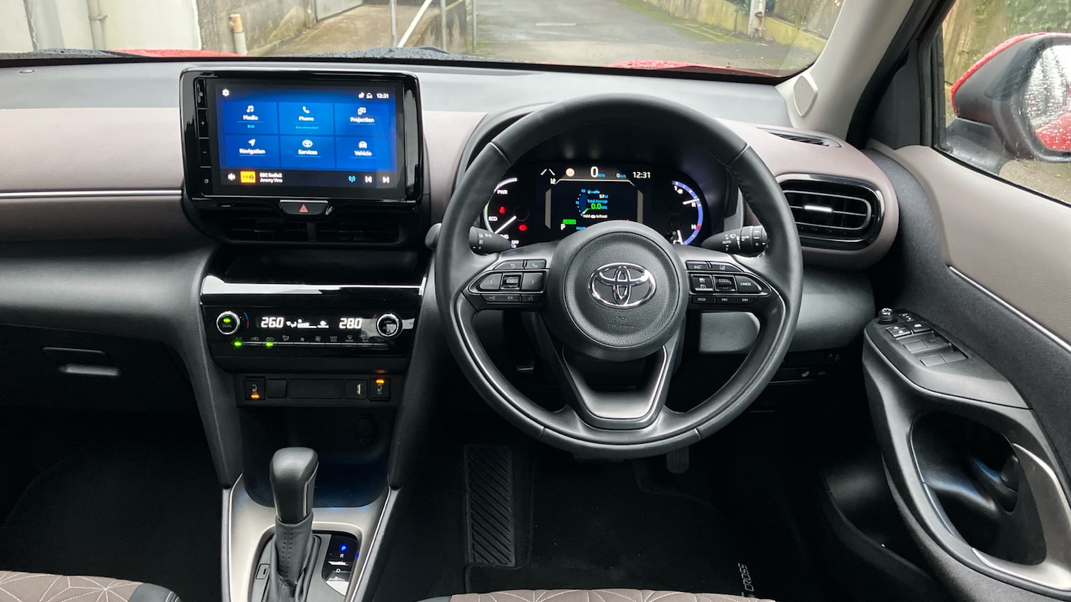 Used Toyota Yaris Cross 2023 for sale - 77918443: Photo 6