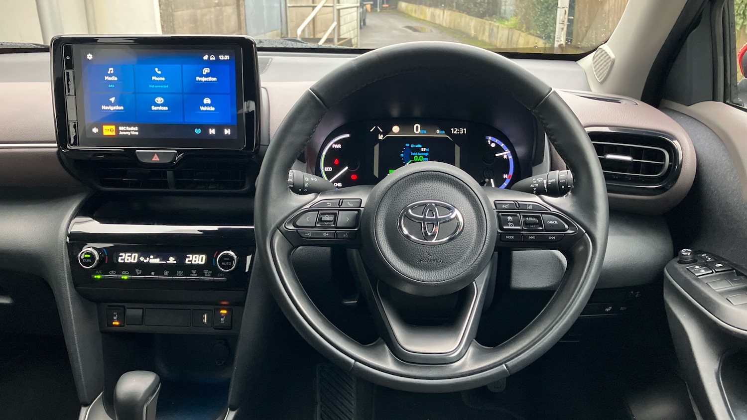 Used Toyota Yaris Cross 2023 for sale - 77918443: Photo 8