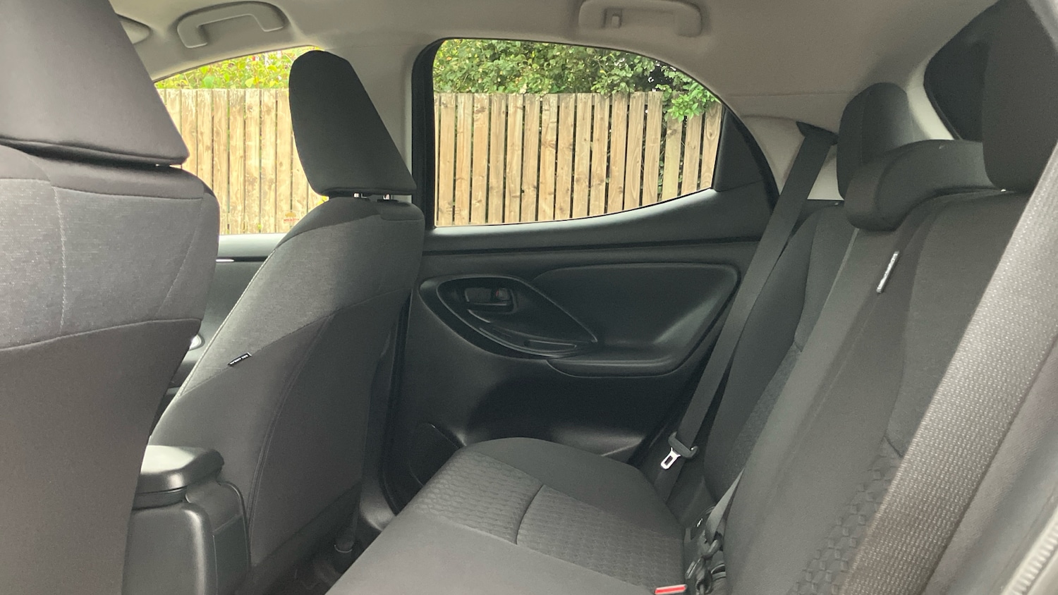 Used Toyota Yaris 2023 for sale - 76028010: Photo 13
