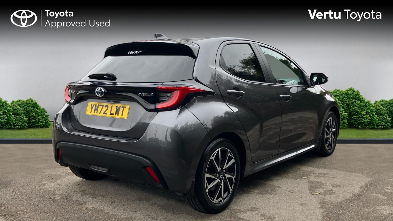 Used Toyota Yaris 2023 for sale - 76028010: Photo 2
