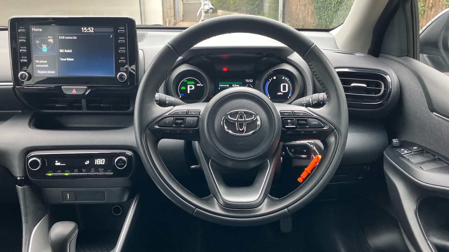 Used Toyota Yaris 2023 for sale - 76028010: Photo 8