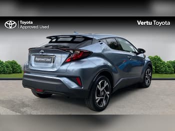 Used Toyota C-HR 2023 for sale - 79815809: Photo